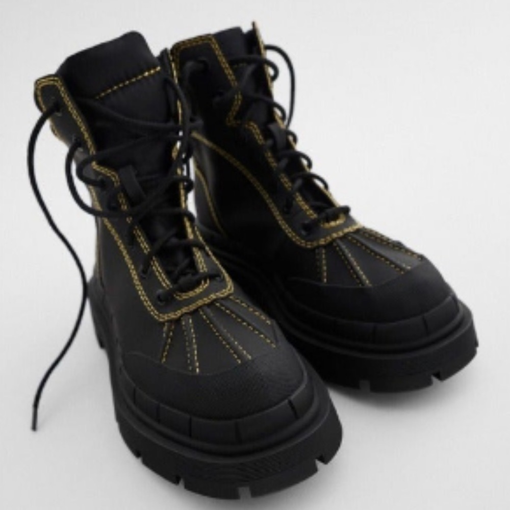 Zara | Low Heel Rubberized Lug Sole Ankle Combat Boots Size 6 NEW - Picture 2 of 10